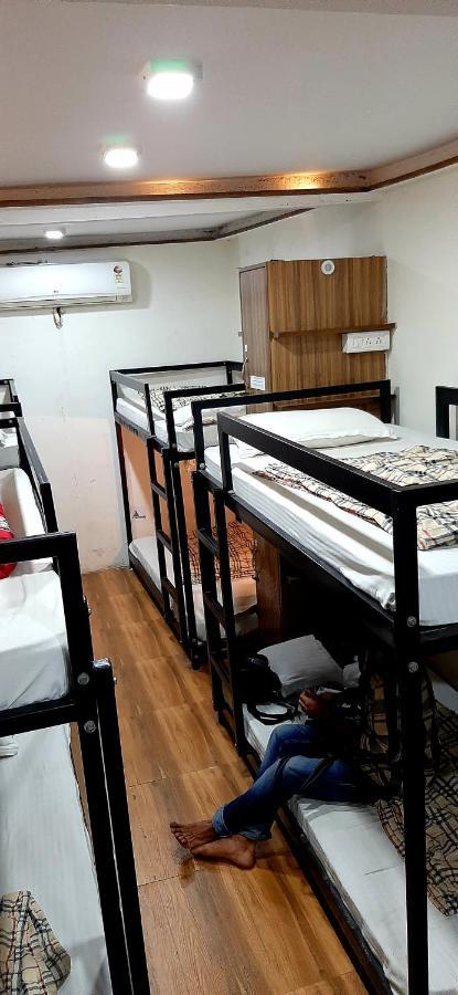Comfort Stay Hostel New Delhi Exterior photo